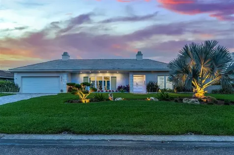 4928 61st Avenue S St Petersburg FL 33715