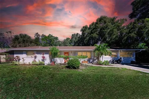 4741 Riverwood Circle Sarasota FL 34231