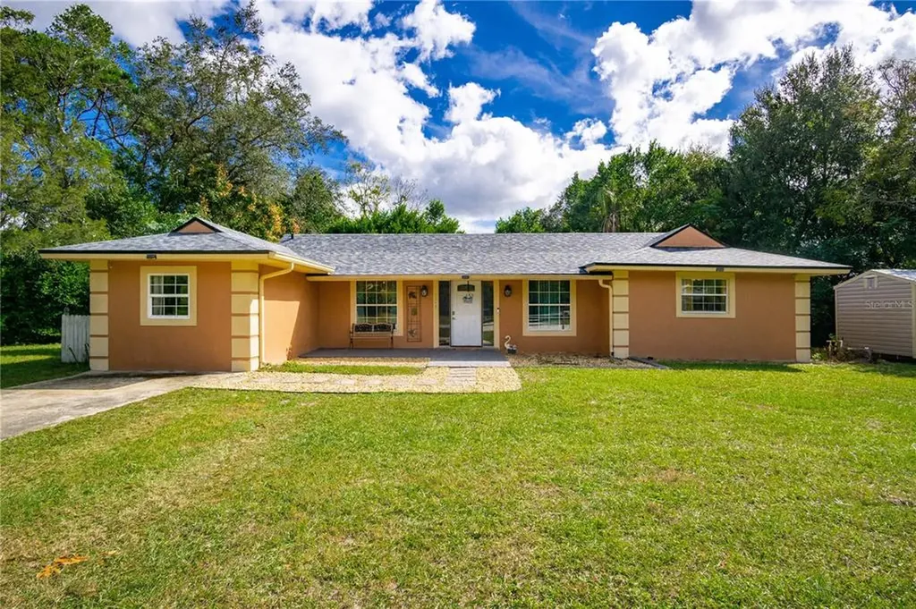 1147 Pilgrim Avenue Deltona FL 32725