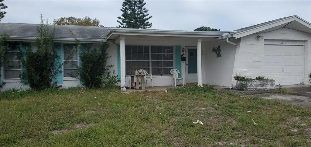 8915 Saint Regis Lane Port Richey FL 34668