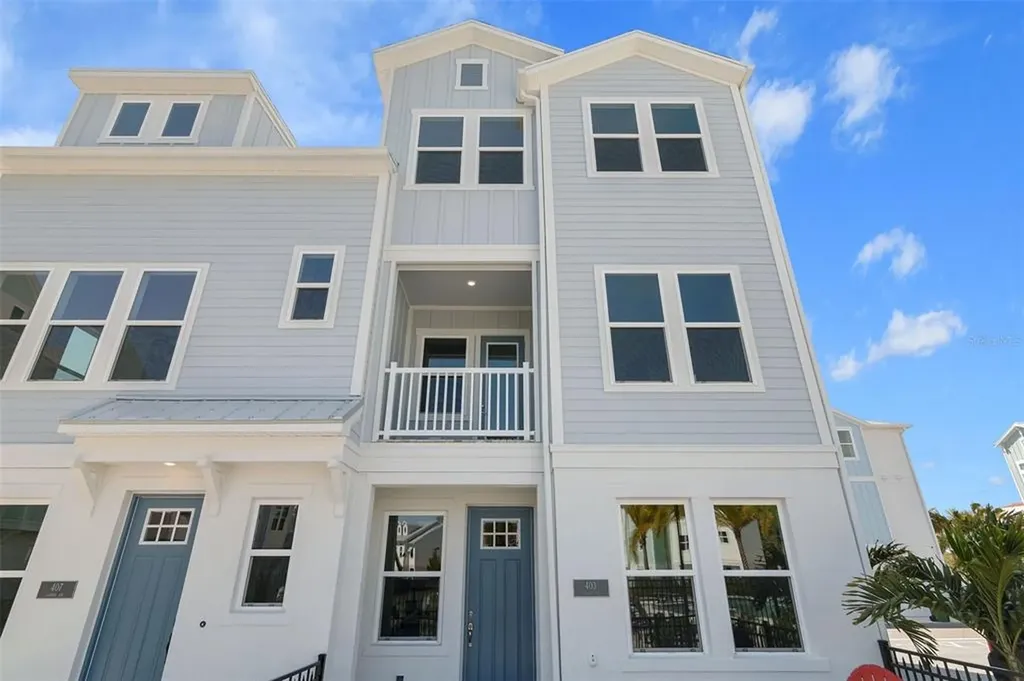 2463 Mangum Court Sarasota FL 34237