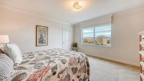 555 S Gulfstream Avenue Sarasota FL 34236