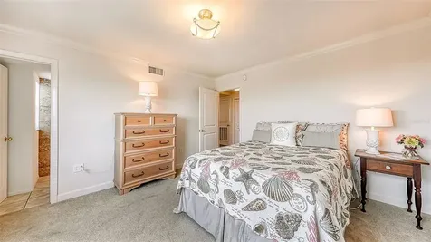 555 S Gulfstream Avenue Sarasota FL 34236