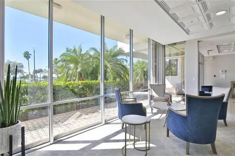 555 S Gulfstream Avenue Sarasota FL 34236