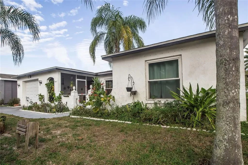 9840 Glen Moor Lane Port Richey FL 34668