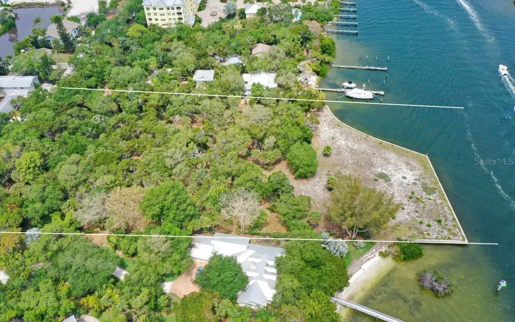 6559 Peacock Road Sarasota FL 34242