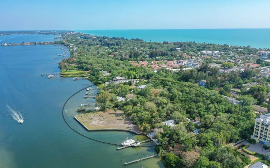 6559 Peacock Road Sarasota FL 34242