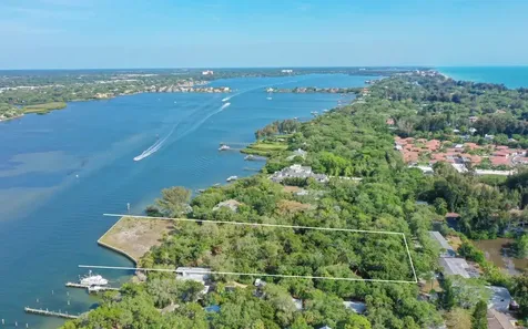 6559 Peacock Road Sarasota FL 34242