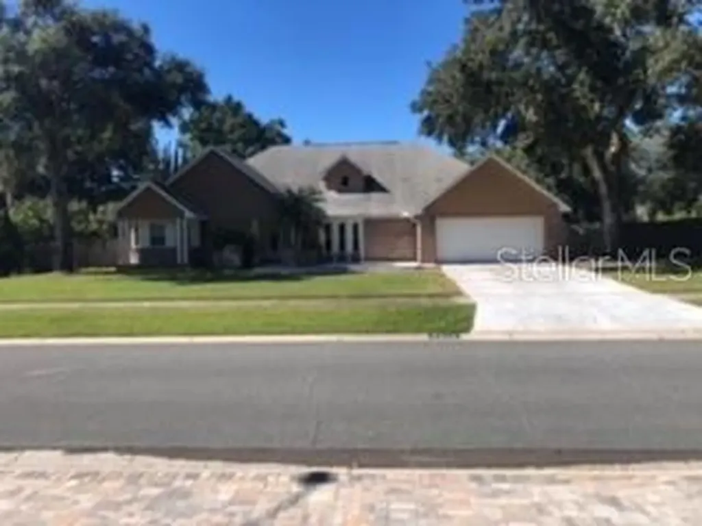 3016 Ridgevale Circle Valrico FL 33596