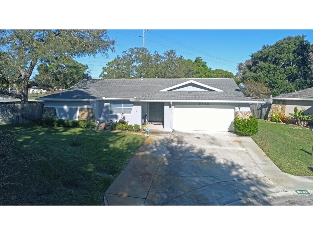 8645 Pinetree Drive W Seminole FL 33772