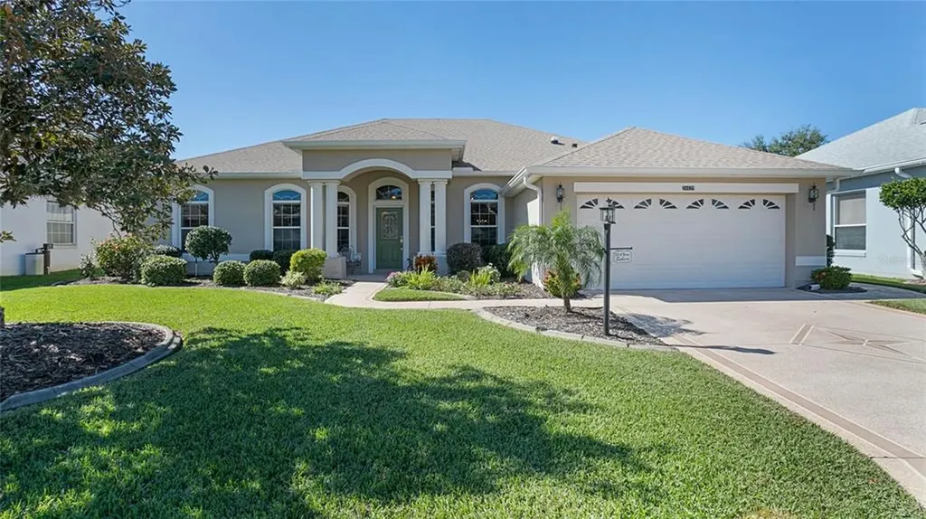 24429 Madewood Avenue Leesburg FL 34748