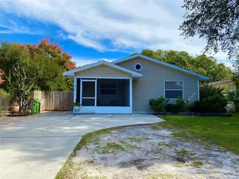 1015 S Tuttle Avenue Sarasota FL 34237