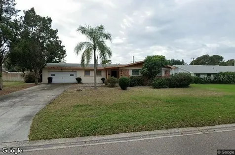 3864 50th Avenue S St Petersburg FL 33711