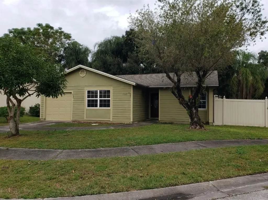 1329 Cypress Arbor Place Kissimmee FL 34744