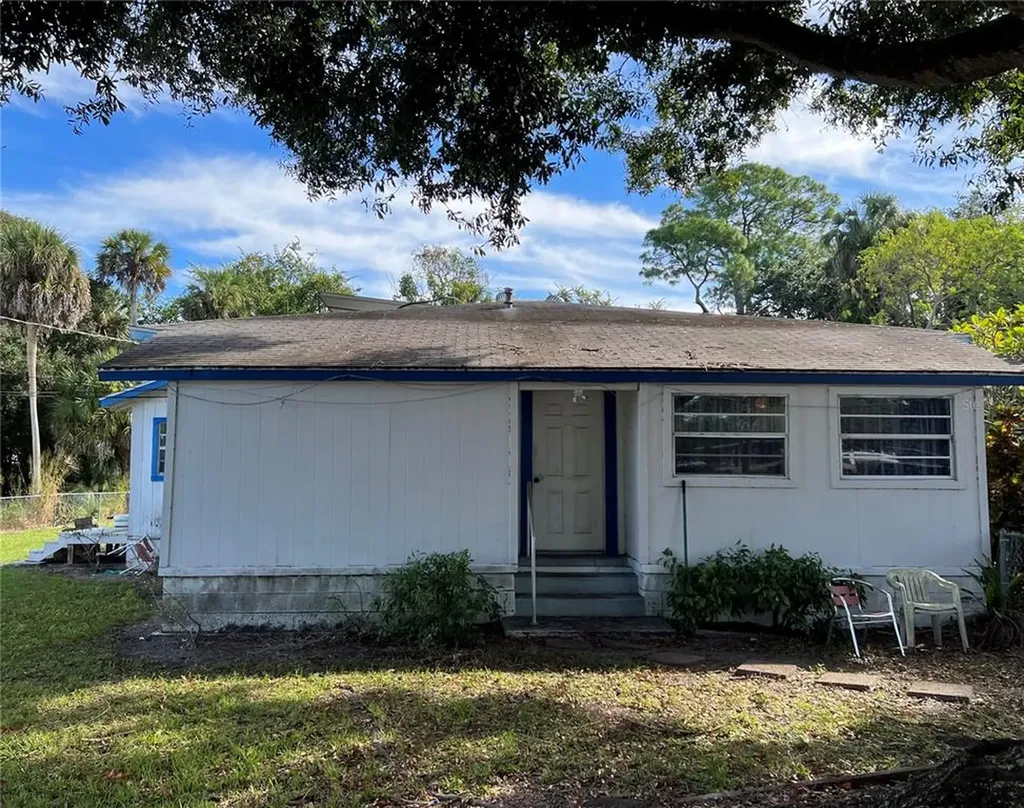 4824 Old Bradenton Road Sarasota FL 34234