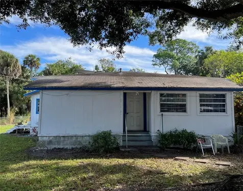 4824 Old Bradenton Road Sarasota FL 34234