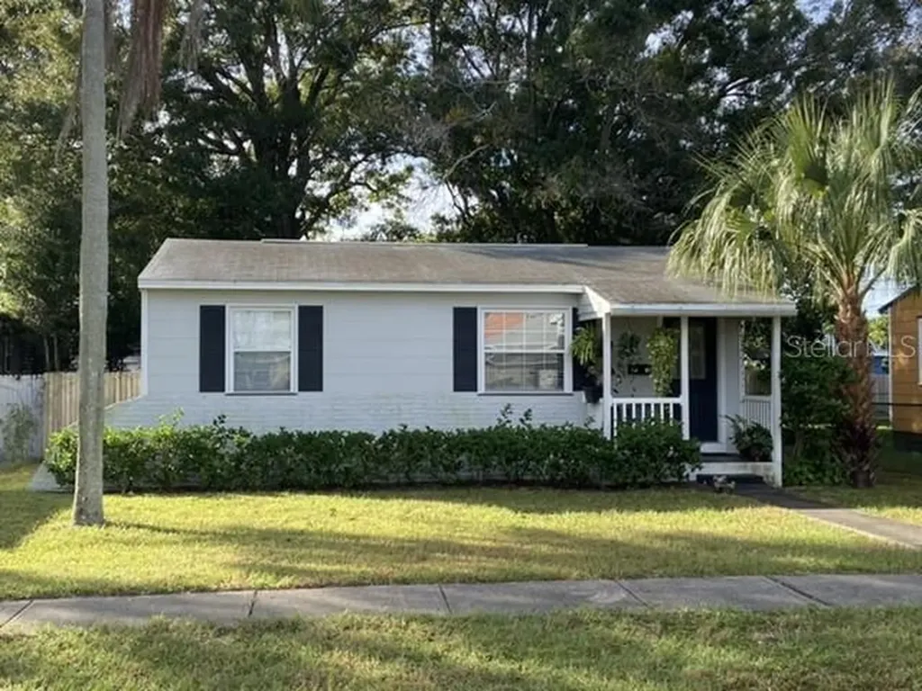 2218 15th Avenue N St Petersburg FL 33713