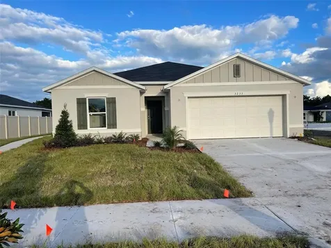 3233 Casa Del Rey Avenue Kissimmee FL 34746