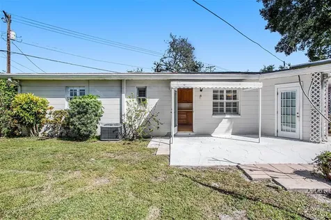 2301 W Mary Glenn Drive Tampa FL 33604