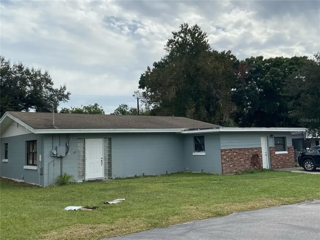 1401 Palm Drive Winter Haven FL 33884