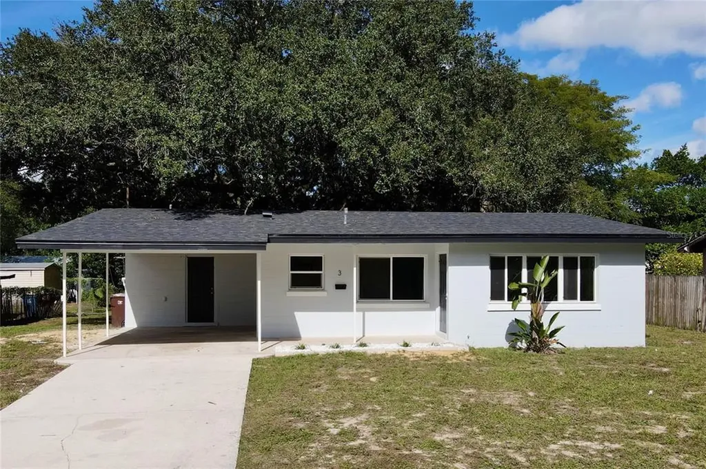 3 E Grove Avenue Lake Wales FL 33853