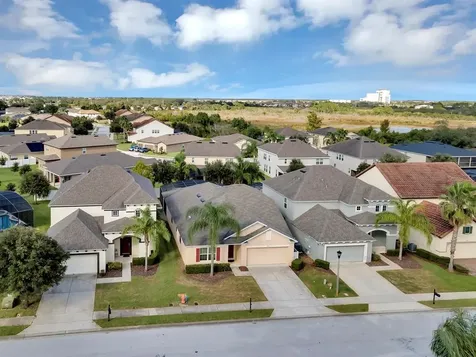1355 Yorkshire Court Davenport FL 33896