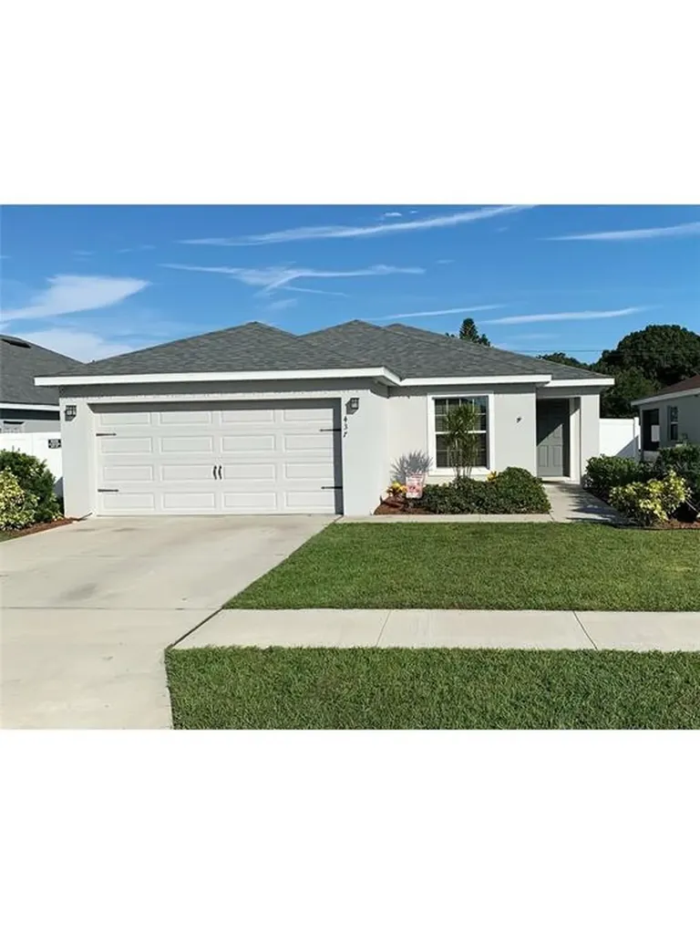 437 Street Georges Circle Eagle Lake FL 33839