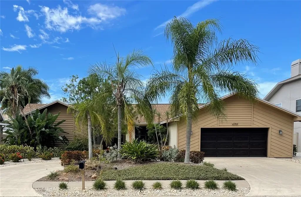 2793 Seabreeze Drive S Gulfport FL 33707