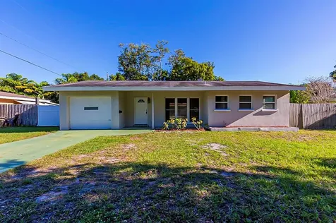 3880 27th Parkway Sarasota FL 34235