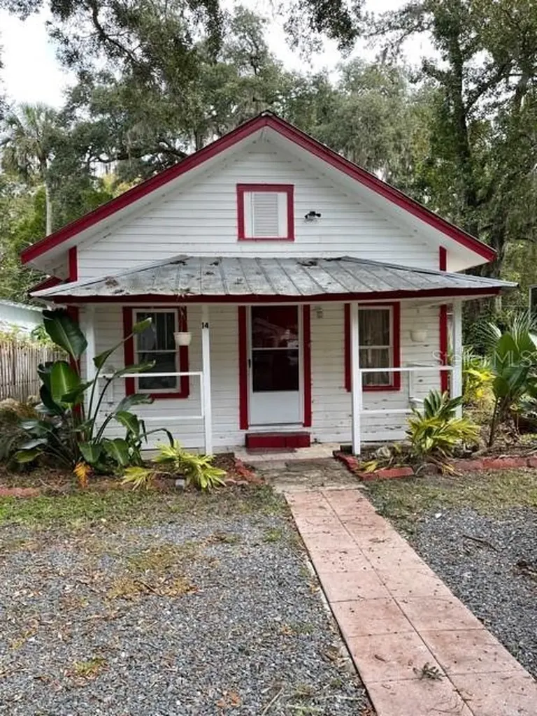14 61st Street Yankeetown FL 34498