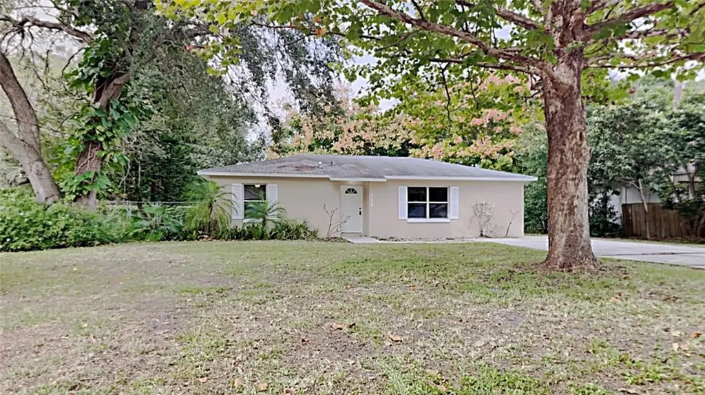 712 New York Avenue South Daytona FL 32119
