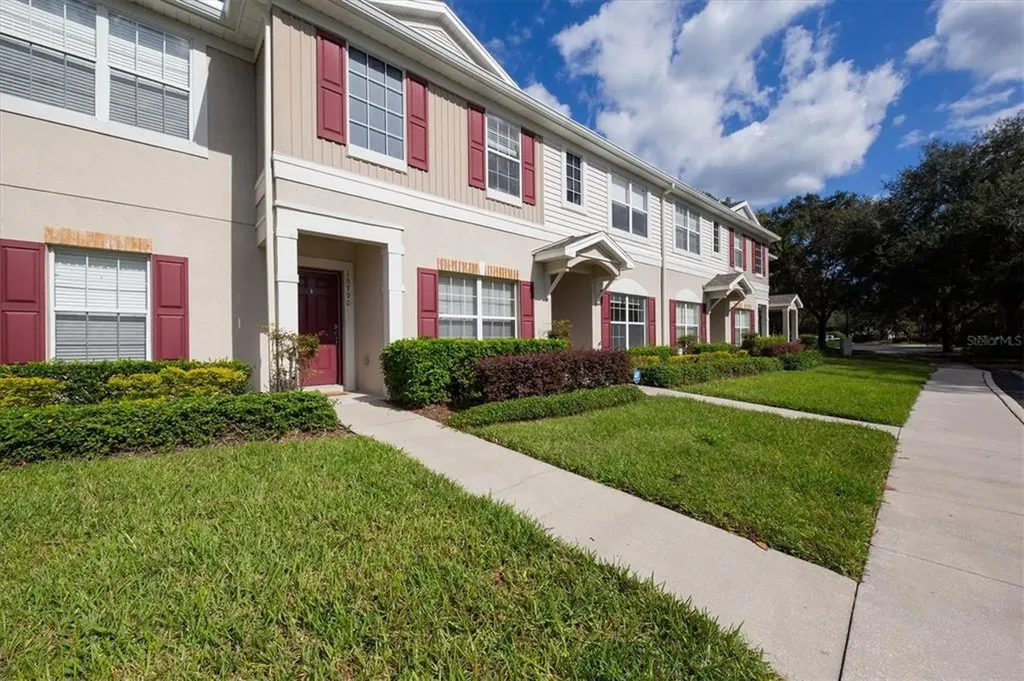 15790 Fishhawk Falls Drive Lithia FL 33547