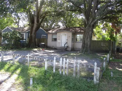 4734 18th Avenue S St Petersburg FL 33711