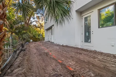 4515 W North A Street Tampa FL 33609