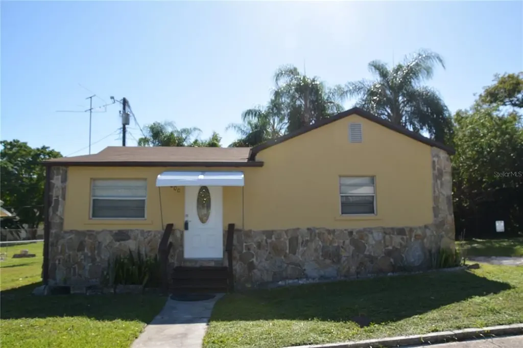 800 Paris Avenue S St Petersburg FL 33701