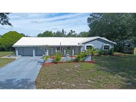 6389 Hampton Drive N St Petersburg FL 33710