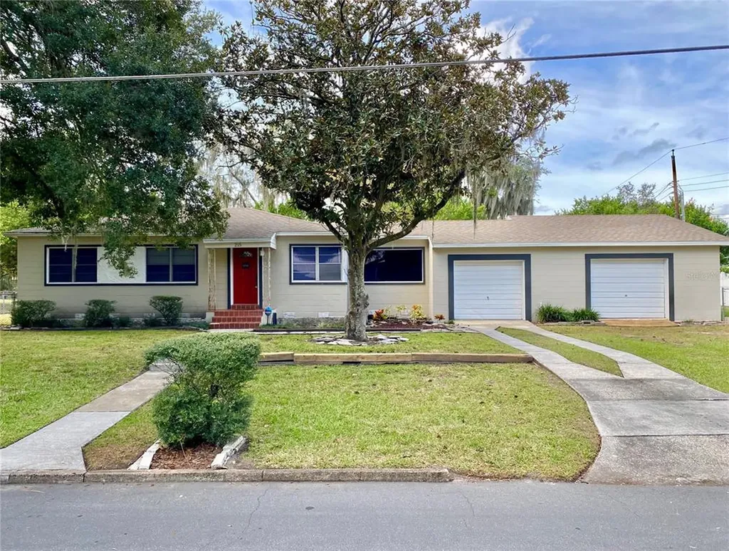 215 S Elm Road Lakeland FL 33801