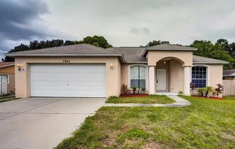7953 43rd Avenue N St Petersburg FL 33709
