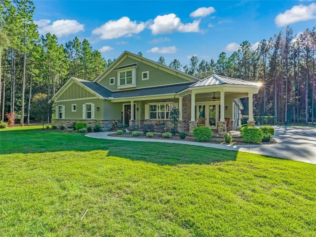 10393 NE 104th Circle Oxford FL 34484