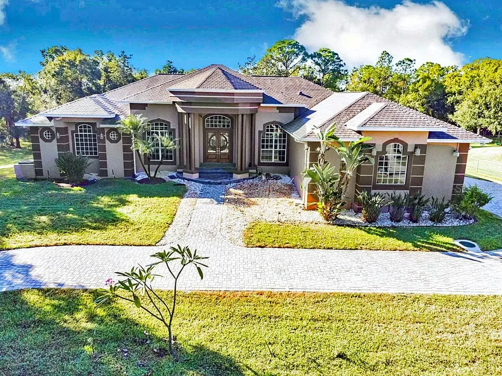 12402 Memorial Highway Tampa FL 33635