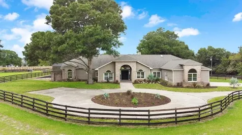 32625 Equestrian Trail Sorrento FL 32776