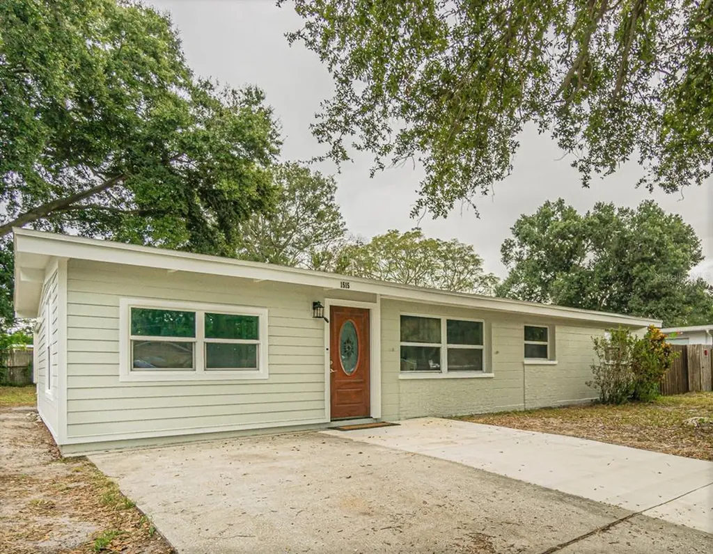 1515 Chandler Avenue Clearwater FL 33755