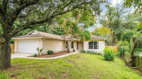 520 W Euclid Avenue Deland FL 32720