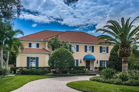 4920 New Providence Avenue Tampa FL 33629