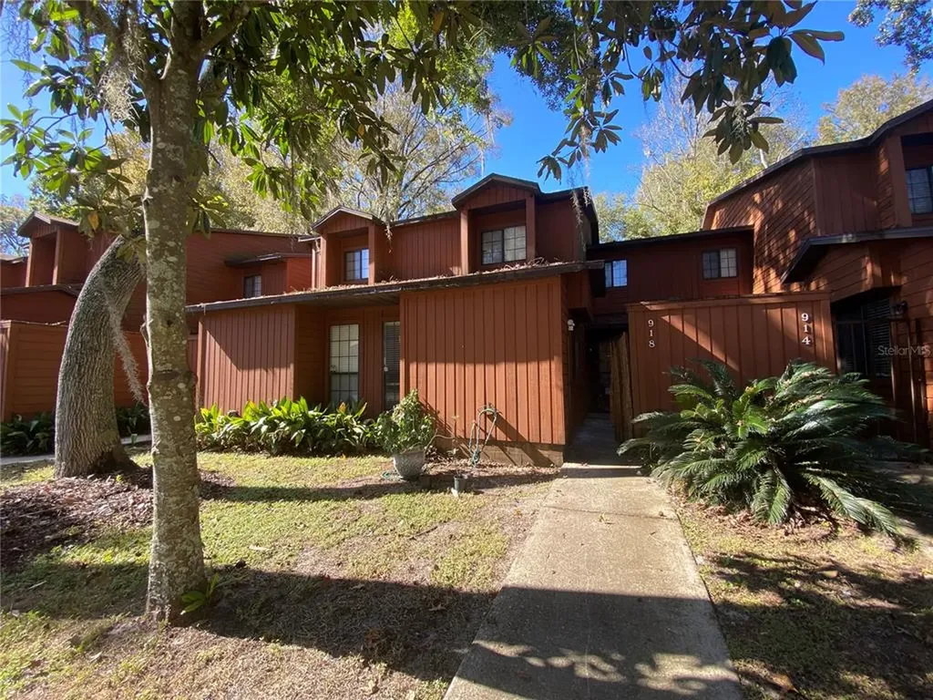 918 SW 56th Terrace Gainesville FL 32607