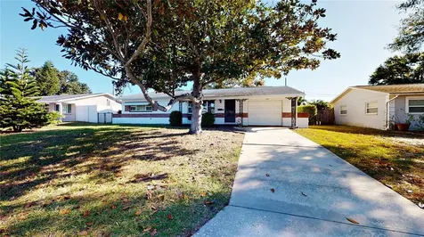 2745 52nd Way N St Petersburg FL 33710