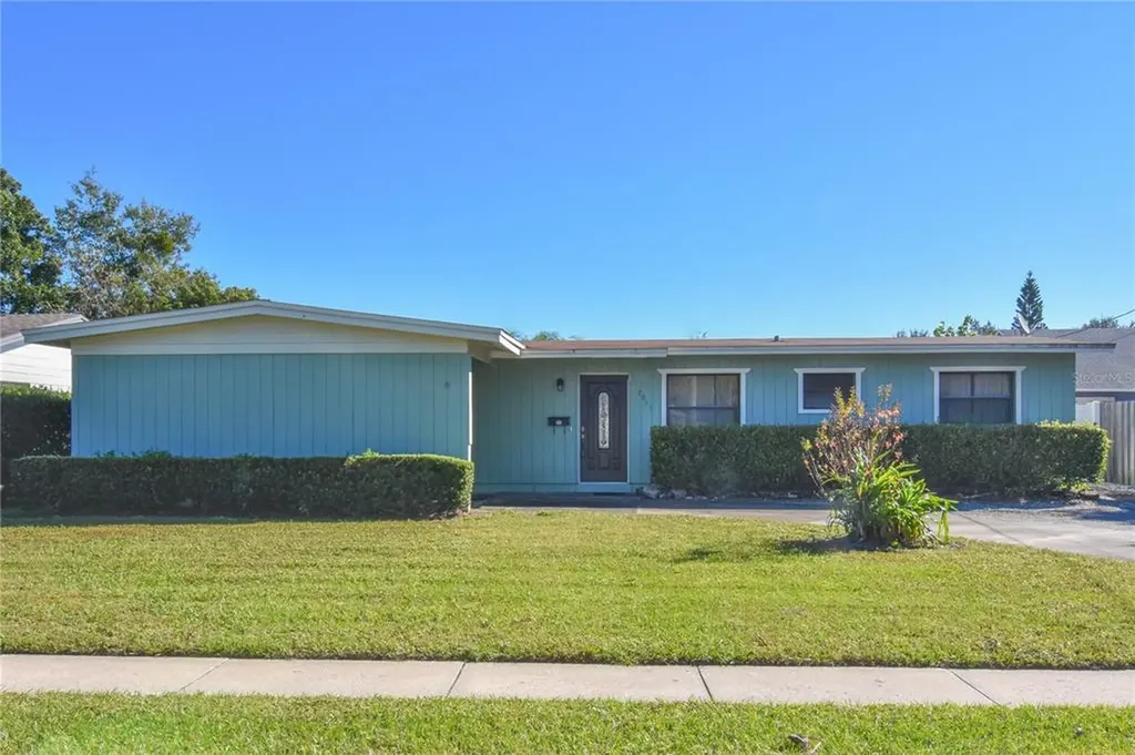 7911 Plunkett Avenue Orlando FL 32810