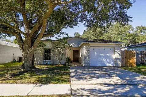 1433 Thistledown Drive Brandon FL 33510