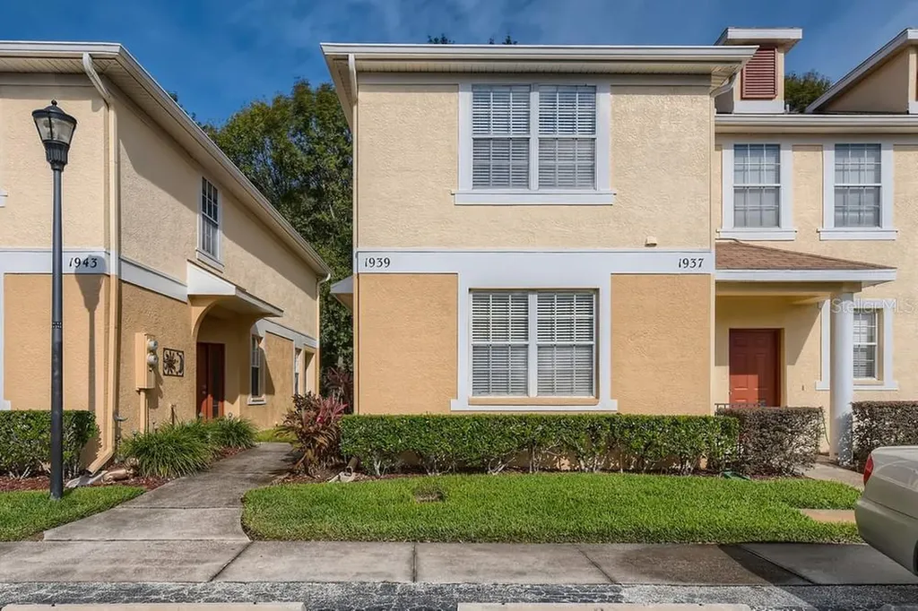 1939 Fiesta Ridge Court Tampa FL 33604