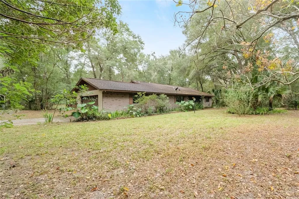 511 Shell Harbor Road Pierson FL 32180